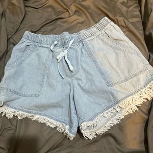 Light Blue Denim Frayed-Hem Women's Shorts